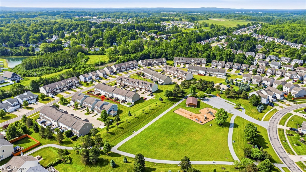 Tradewinds Twnhms Condo - Residential