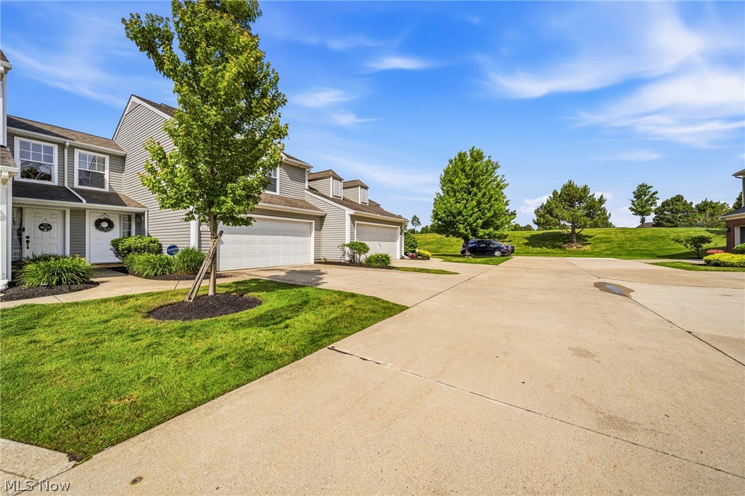 Tradewinds Twnhms Condo - Residential