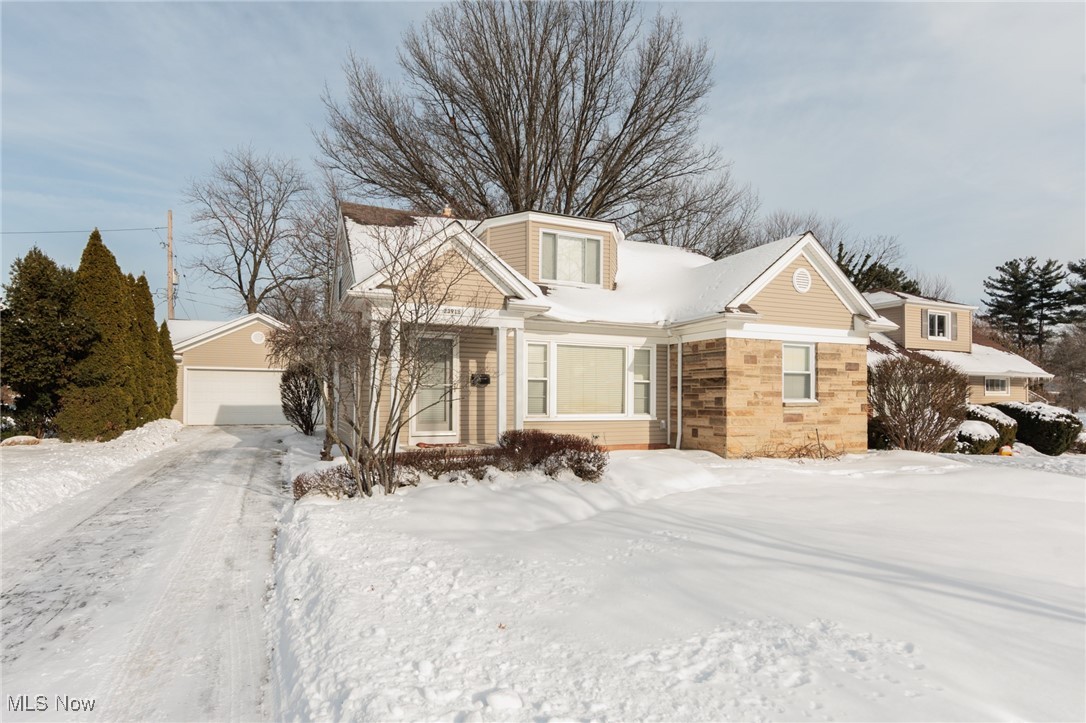 Ranch Realty Companys - Residential