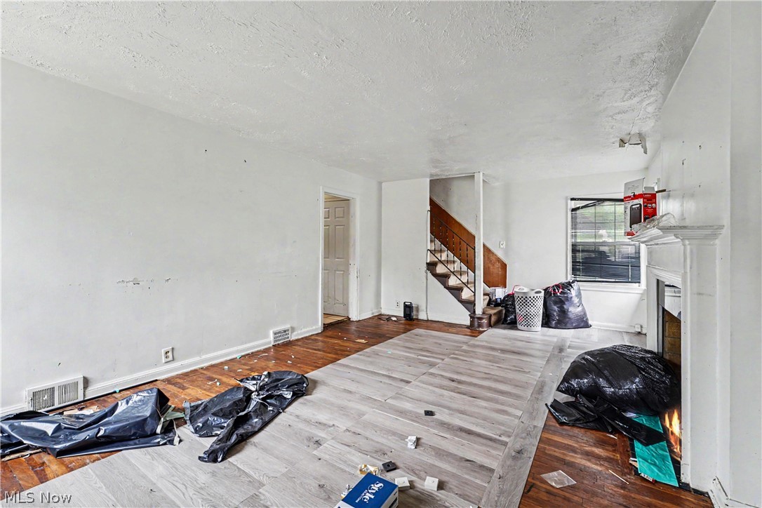 West Portage Path - Residential