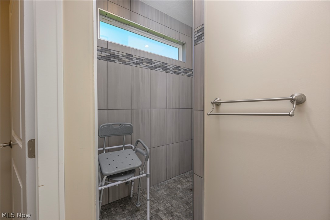 New Seasons Ph One - Residential