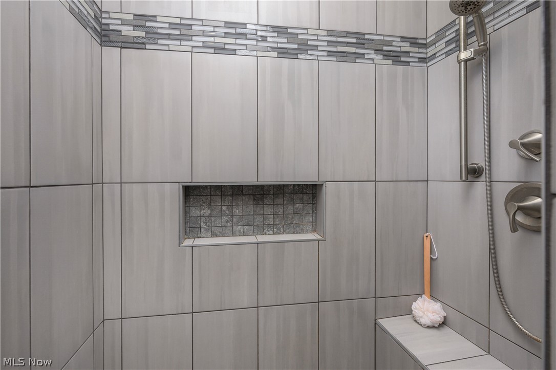 New Seasons Ph One - Residential