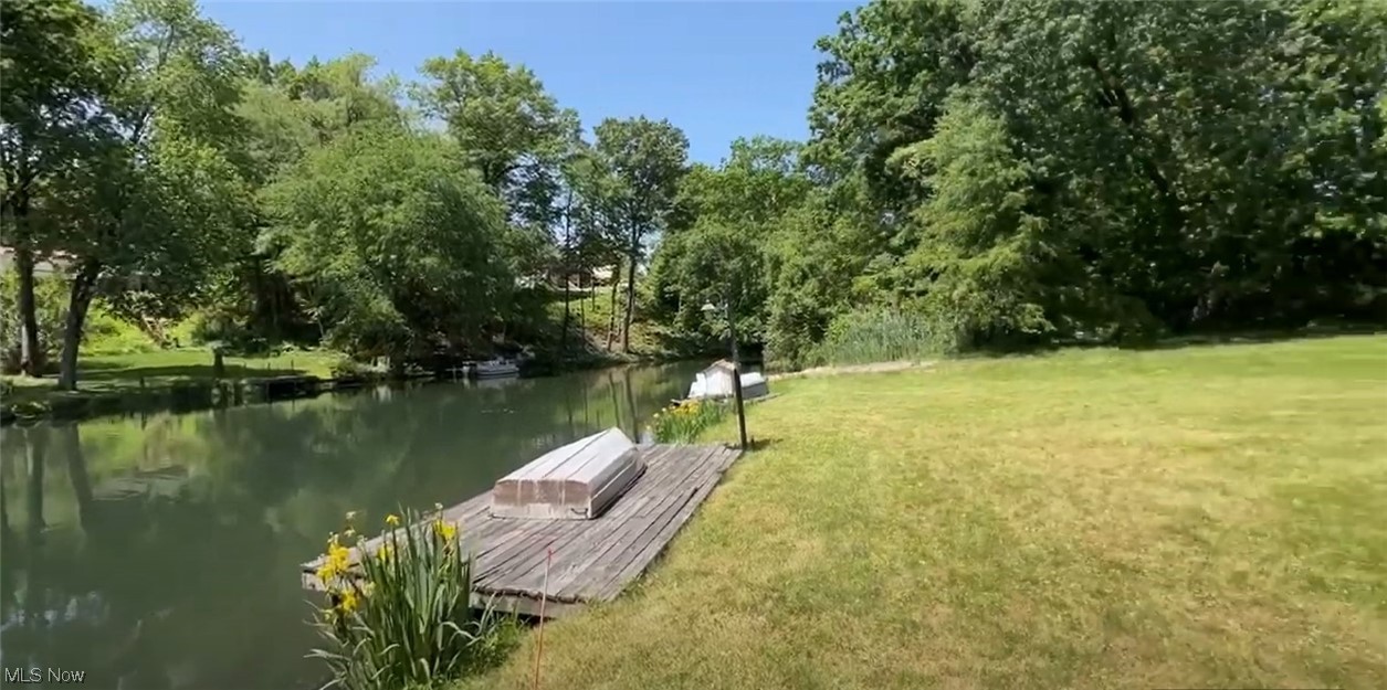 Willowdale Lake - Land