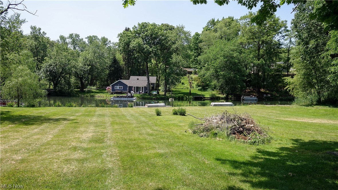 Willowdale Lake - Land