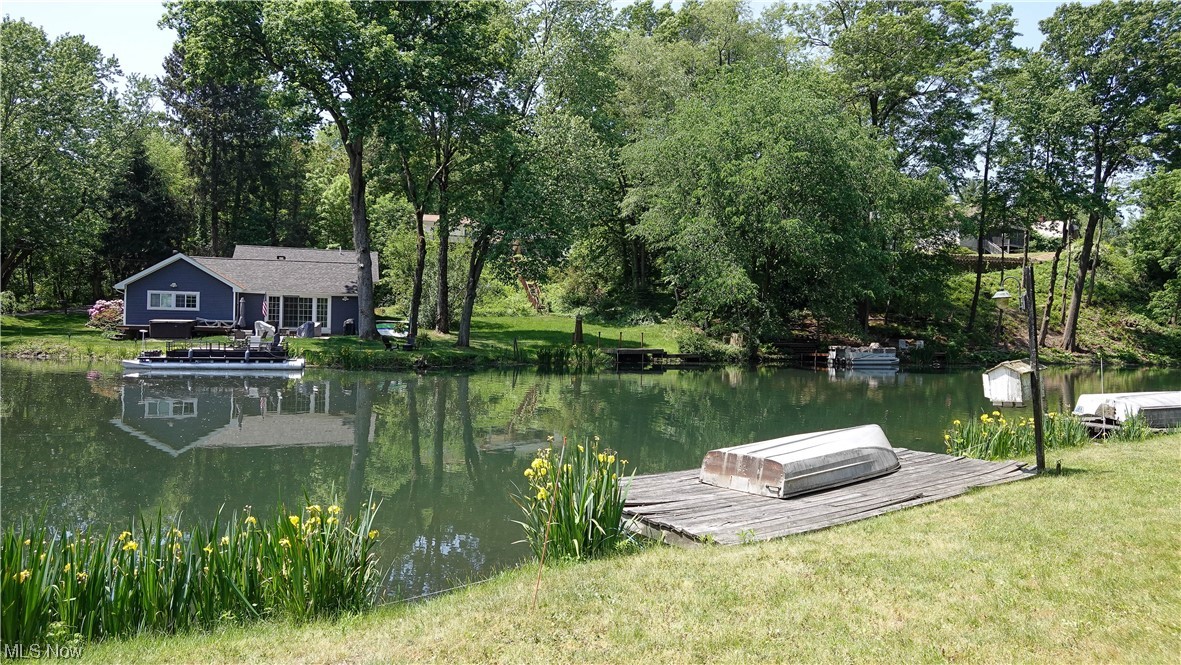 Willowdale Lake - Land
