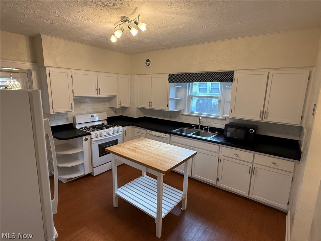 Shady Side - Residential