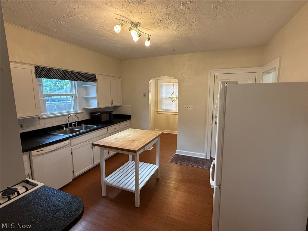 Shady Side - Residential
