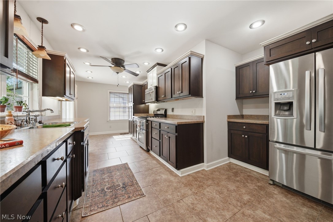 Knollwood - Residential