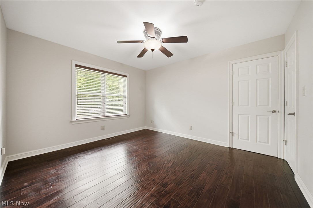 Knollwood - Residential