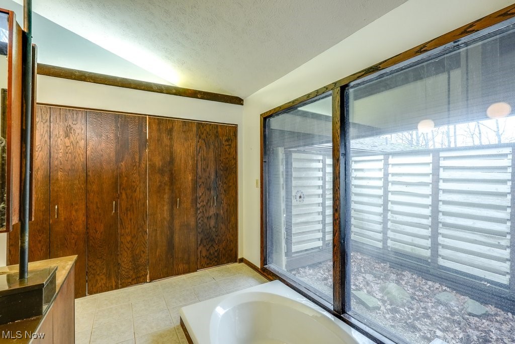 Beechwood Island - Residential