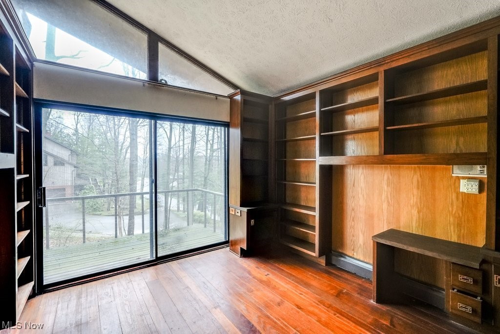Beechwood Island - Residential