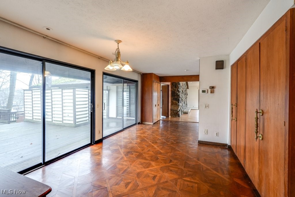 Beechwood Island - Residential
