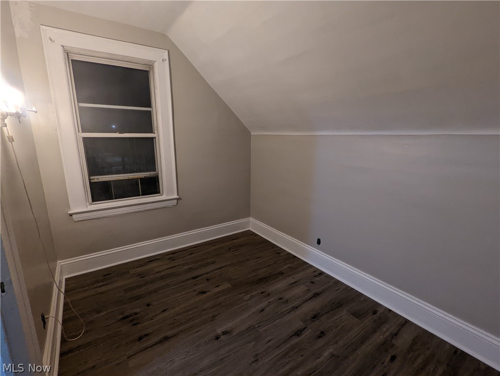 Elwell & Marvins - Residential Lease
