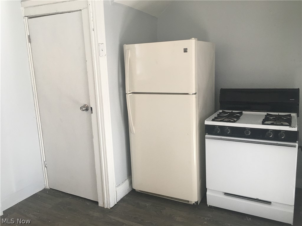 Hall Park - Residential Lease