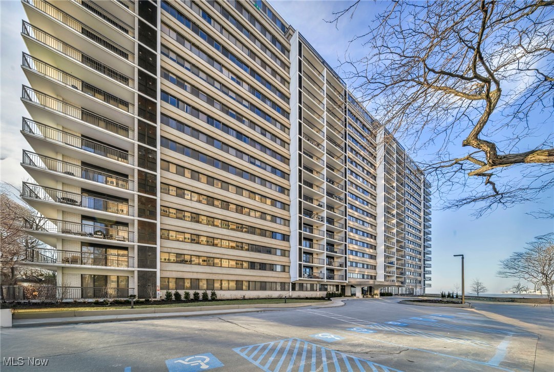 Meridian Condo - Residential