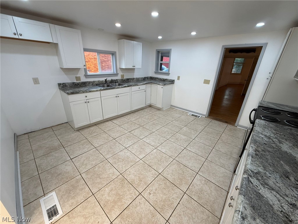 Village/Dennison - Residential