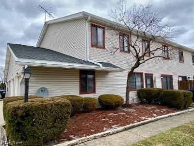 Everything brand new in this unit, completely remodeled, major upgrades, brand new carpet, flooring, appliances, cabinets, paint, furnace. Everything is new.