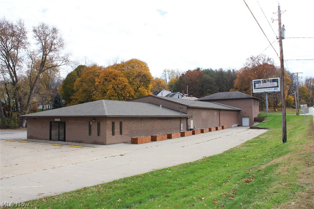 Absolute Auction, property sells to the highest bidder on location on THURSDAY – DECEMBER 10, 2015 at 12:30PM - 12,000+ Sq. Ft. Commercial Property - Very Clean Office and Warehouse - Convenient Location, Just South I-277 And US-224 In Coventry, Summit Co. - PROPERTY DETAILS: Brick commercial property zoned B-2 just south of expressway – Property has approx. 8,500+ sq. ft. of 14’ high Warehouse that will include shelving units and 4,000 of office space that will include desks, cubicles, and board room (offices on each end of building) – Warehouse has 2 drive-in doors and tow motor door that could be converted to drive in – Gas F/A heat and A/C in offices and Reznor heat in warehouse – Public sewer and well – Building is ready to move in; open a business or divide for multiple tenants -  Summit County parcel #1909128 – Sign billboard lease. **TERMS ON REAL ESTATE: 10% down auction day, balance due at closing. A 10% Buyer’s premium will be added to the highest bid to establish the purcha
