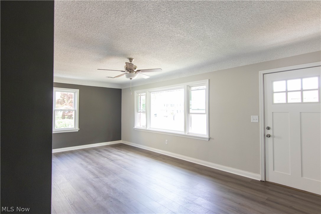 Lakeshore Blvd Estates 01 - Residential