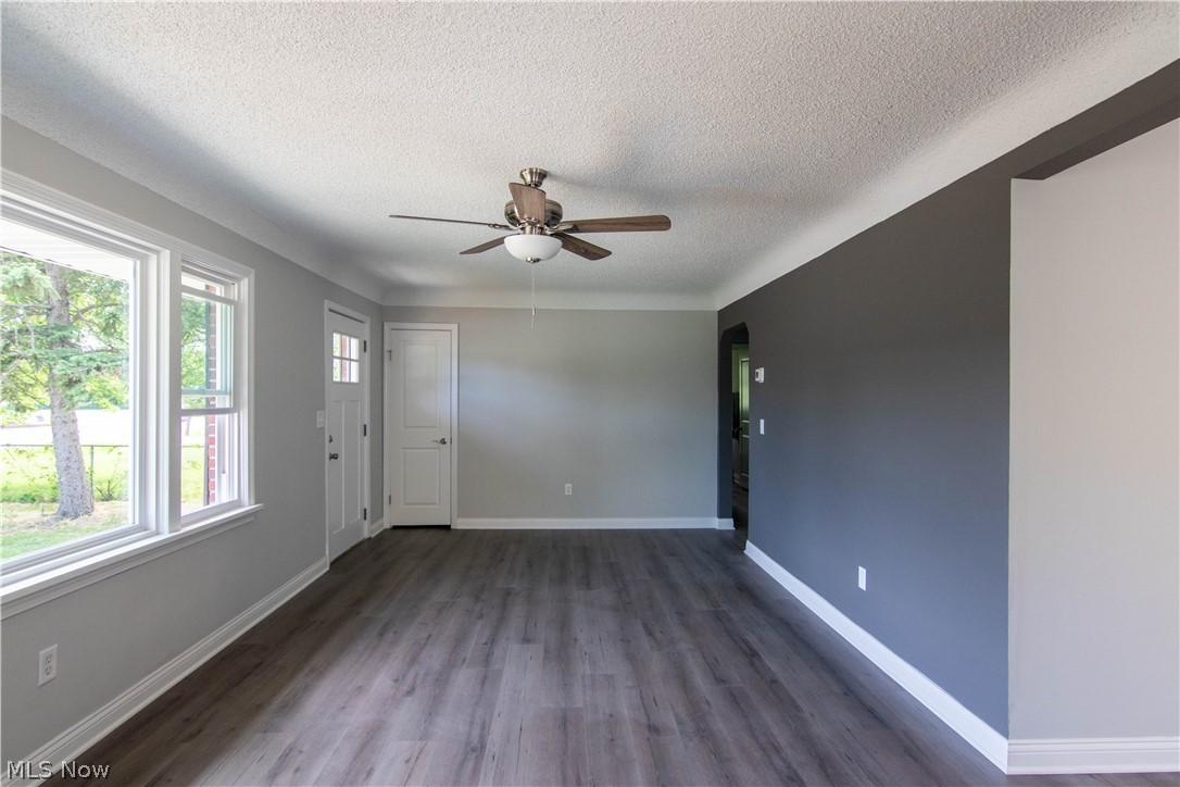 Lakeshore Blvd Estates 01 - Residential
