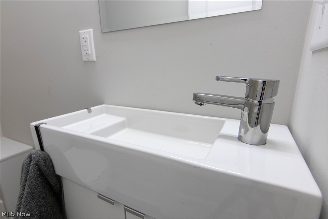 Lakeshore Blvd Estates 01 - Residential