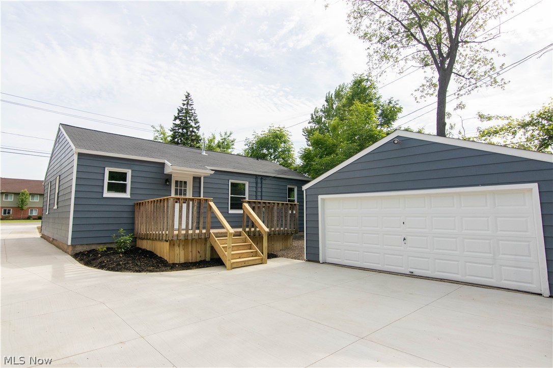 Lakeshore Blvd Estates 01 - Residential