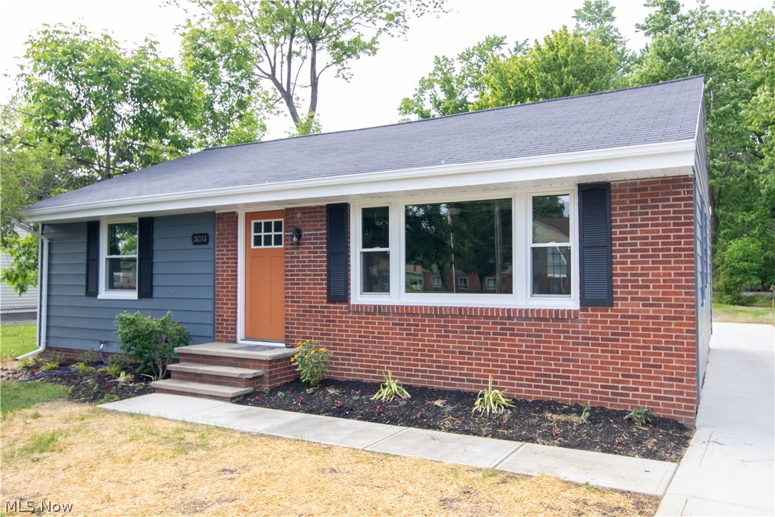 Lakeshore Blvd Estates 01 - Residential