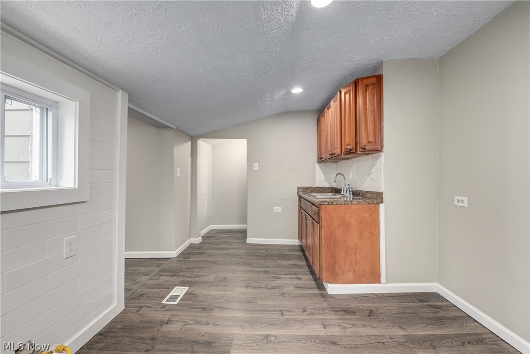 Hoyt - Residential