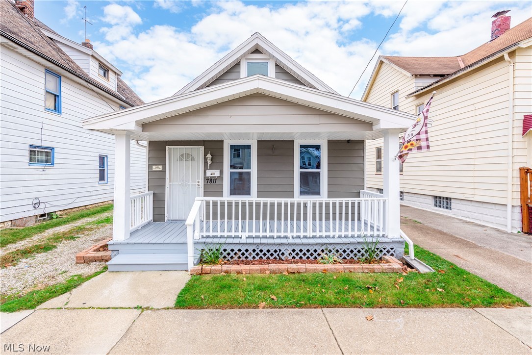 Looking for single floor living near the upcoming Detroit Shoreway area? Look no further! This cozy NEWLY renovated 2 Bedroom 1 bath is perfect for you! Newer laminate flooring/ carpet all through out. Towards back end of the home you can find your kitchen and separate washer and dryer room. This home includes tons of storage area in basement/ attic. Outdoor area is closed off with a privacy fence all around. Garage area is perfect for a recreational center/gym/ whatever you want it also prepped with electrical connection and sooo much more! Stop by & schedule your showing today!