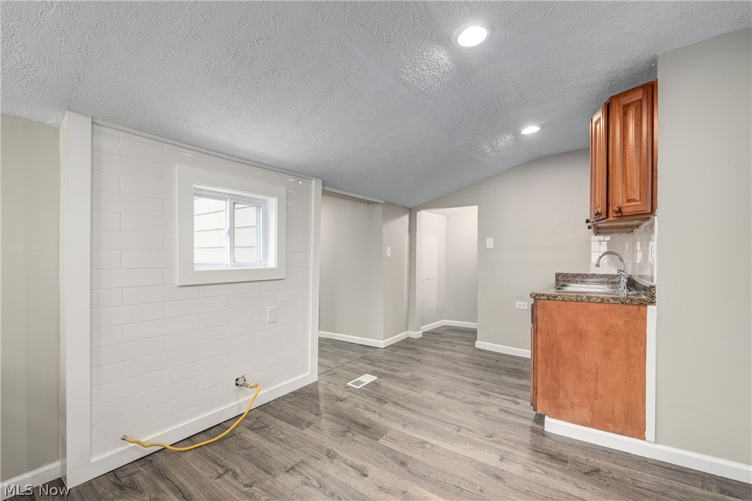 Hoyt - Residential