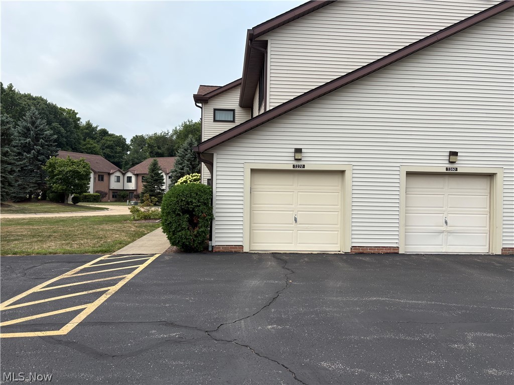 Hickory Ridge - Residential
