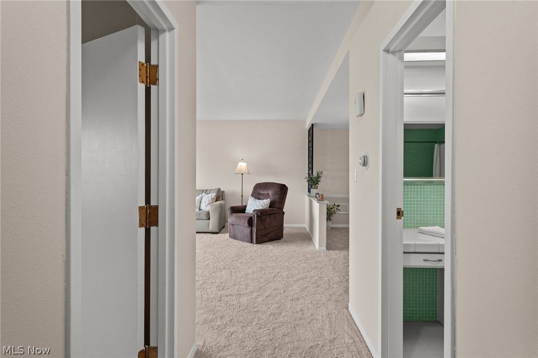 Carlton House Condo - Residential