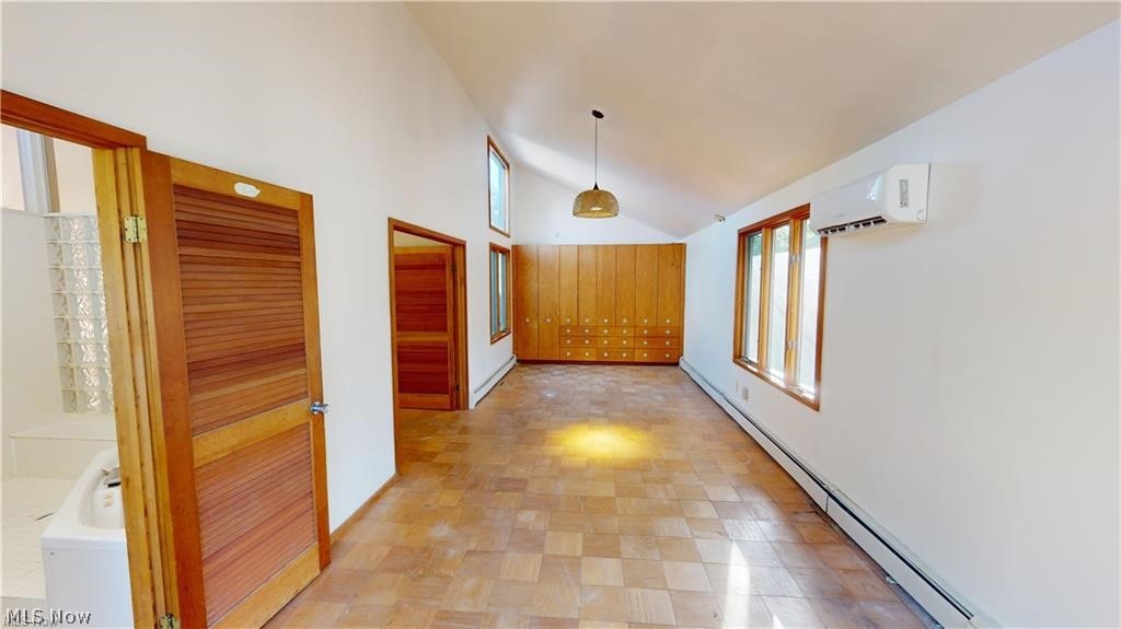 W Twin Lake - Residential Lease