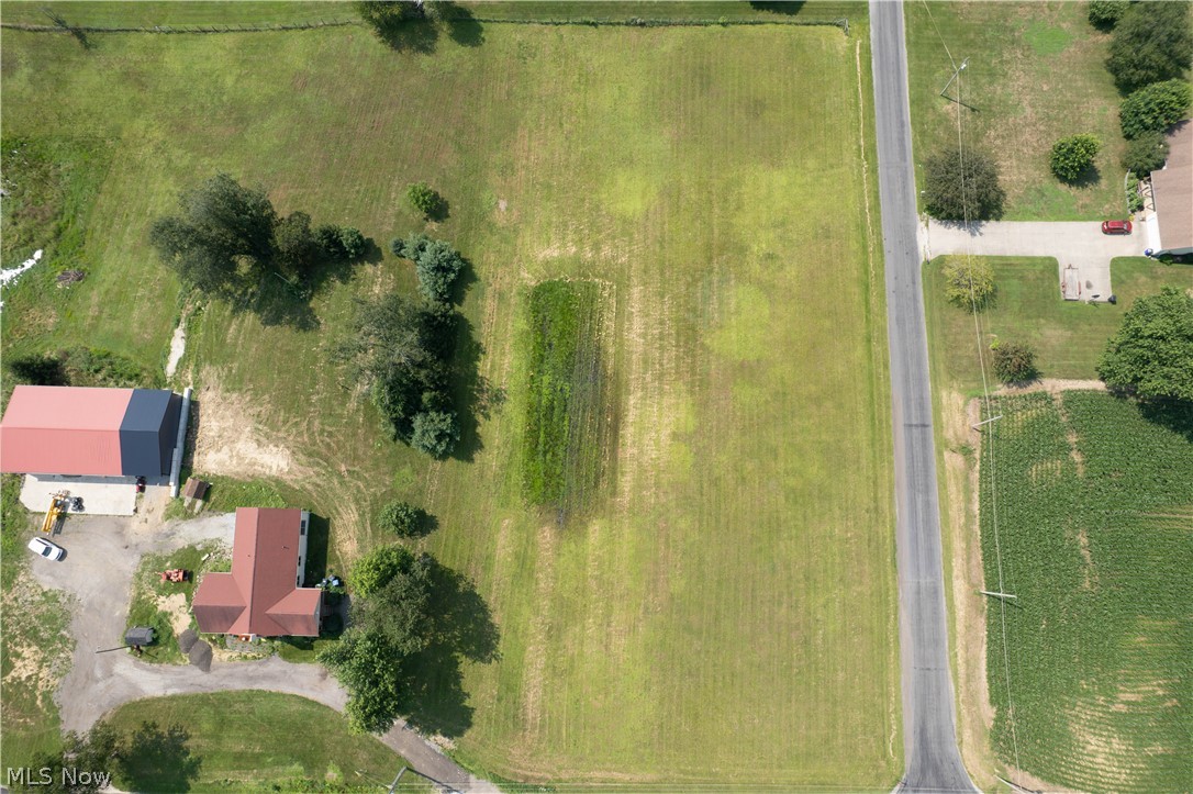 Suffield - Land