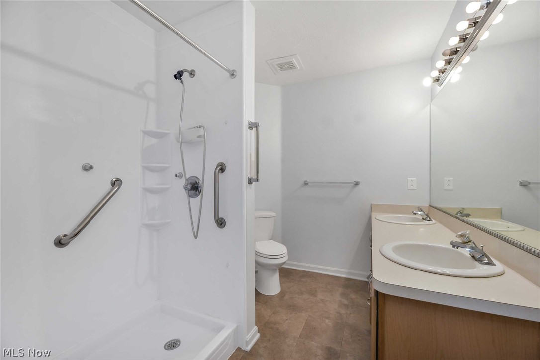 Cinnamon Woods Condos - Residential