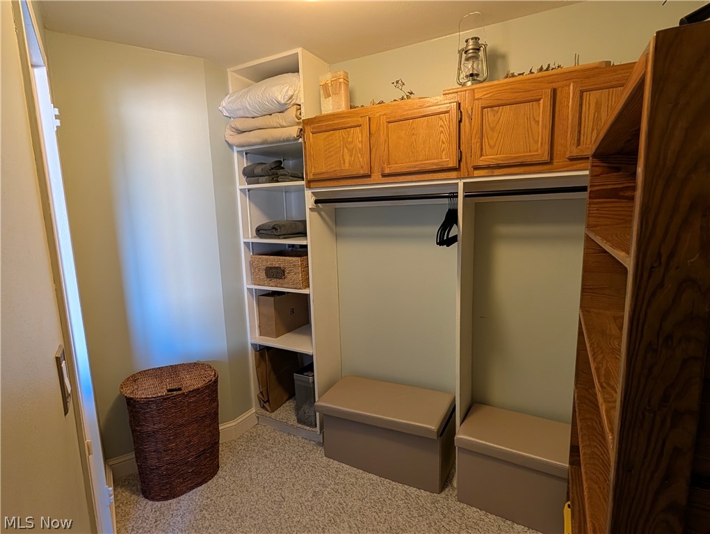 Lake House Condo - Residential