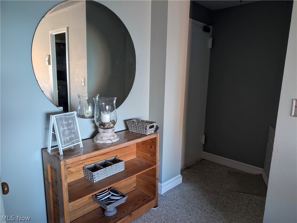 Lake House Condo - Residential