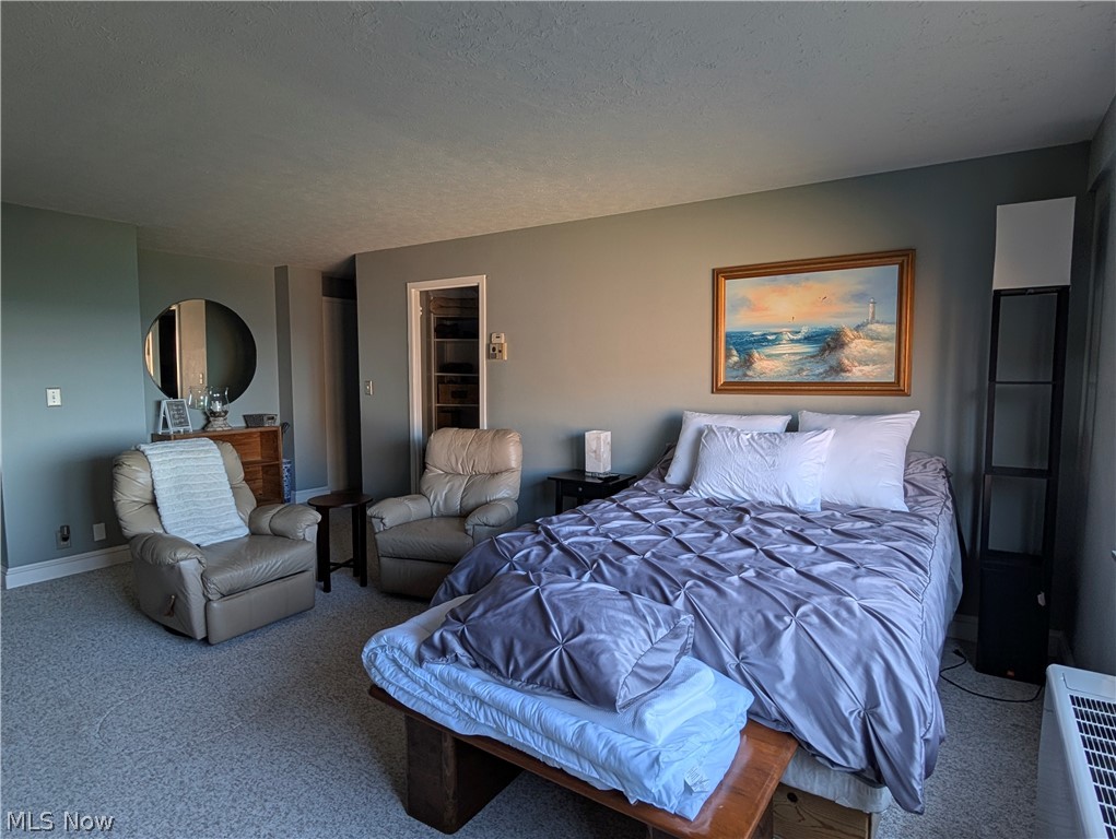 Lake House Condo - Residential