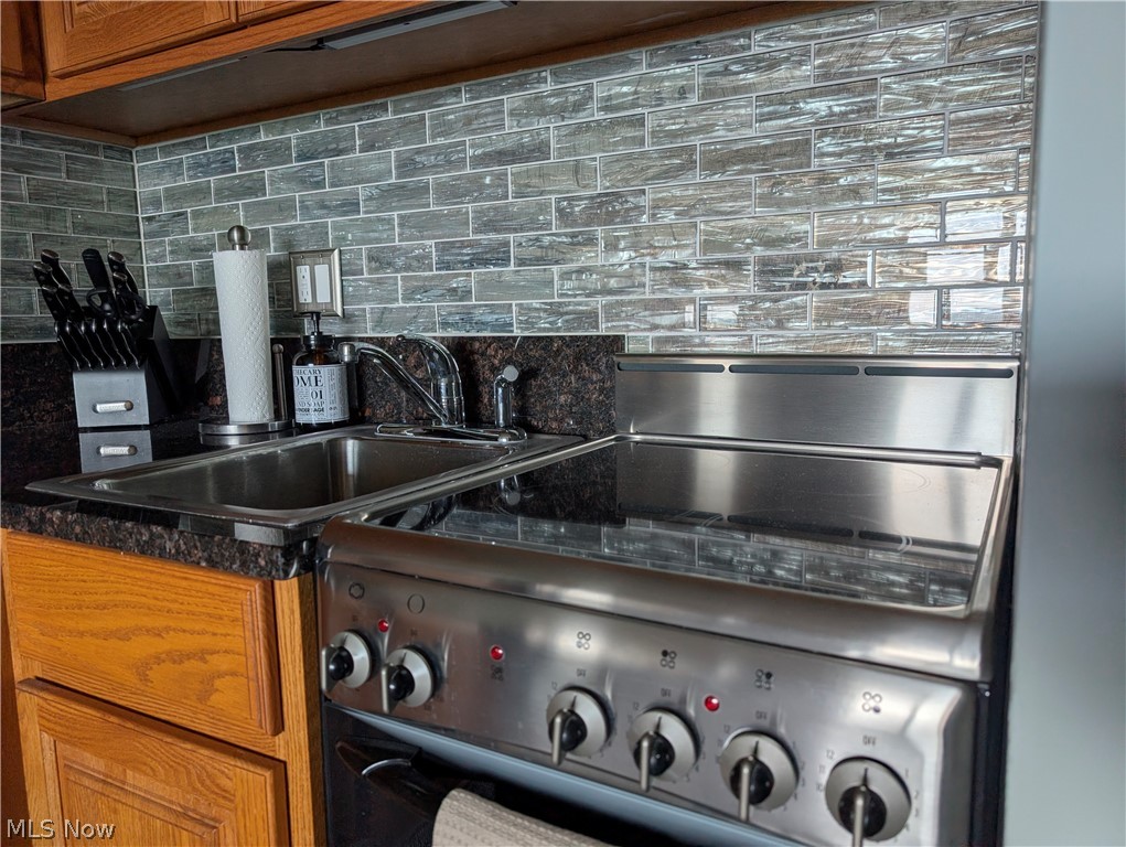 Lake House Condo - Residential