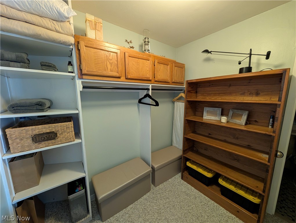 Lake House Condo - Residential