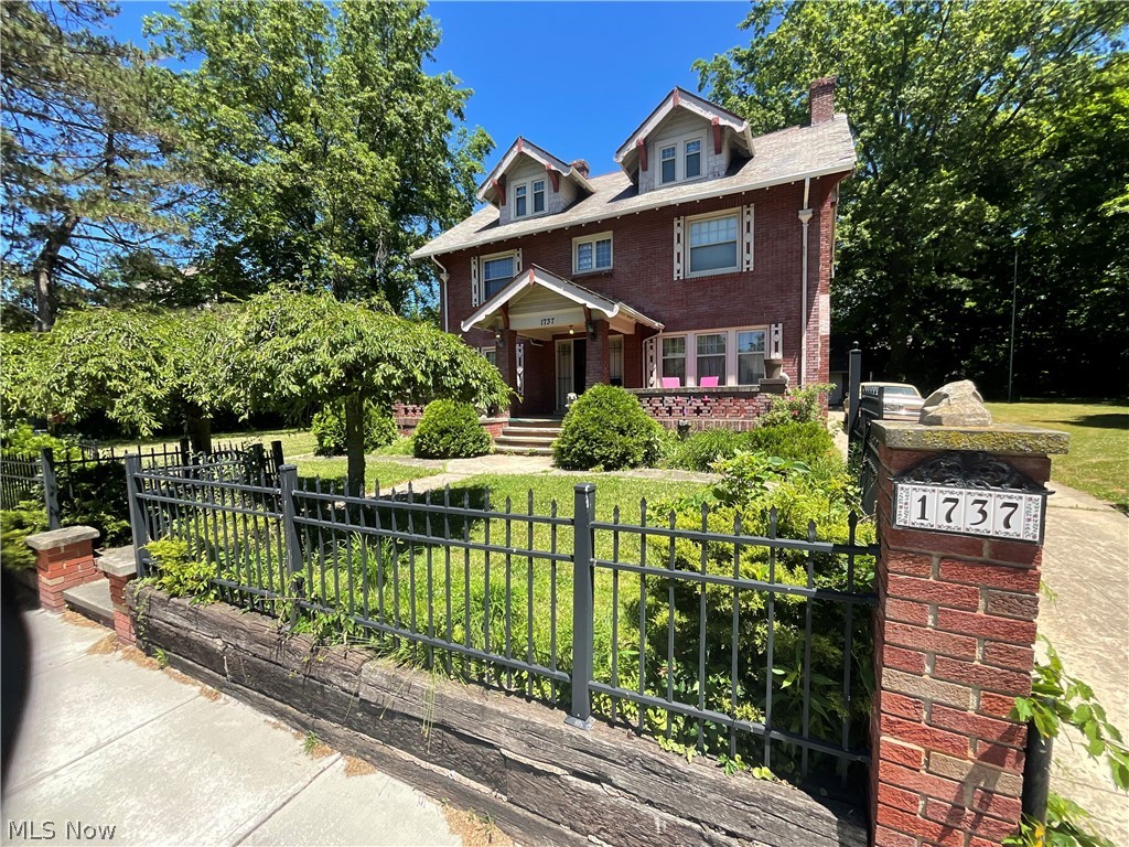 Grant Land Companys Upland Su - Residential