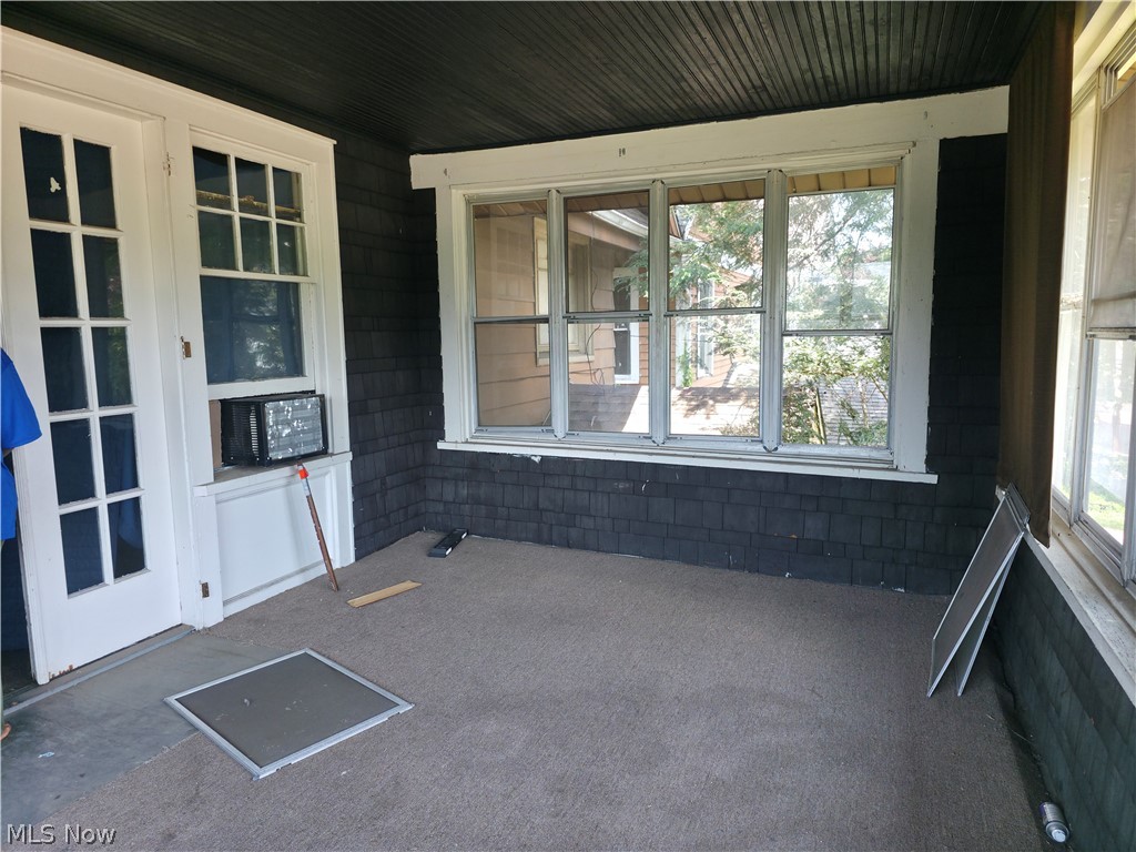 Hall Park - Residential Income