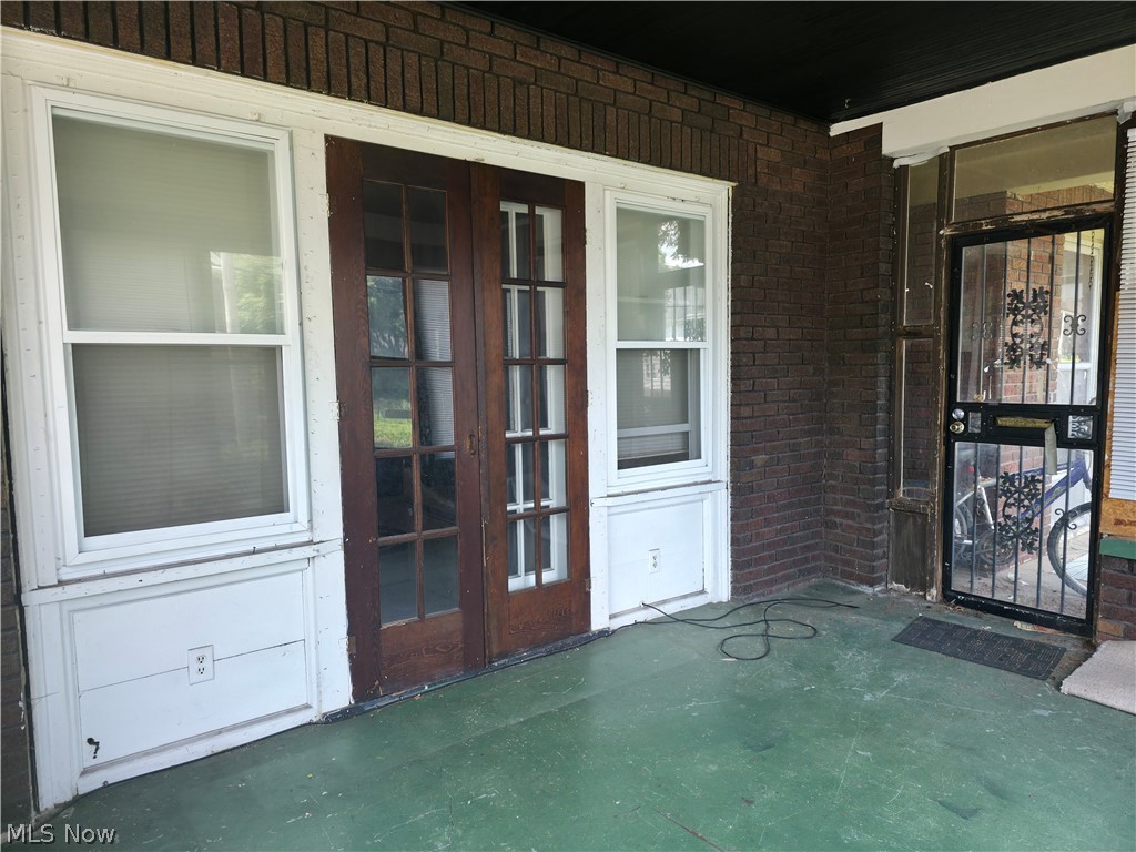 Hall Park - Residential Income