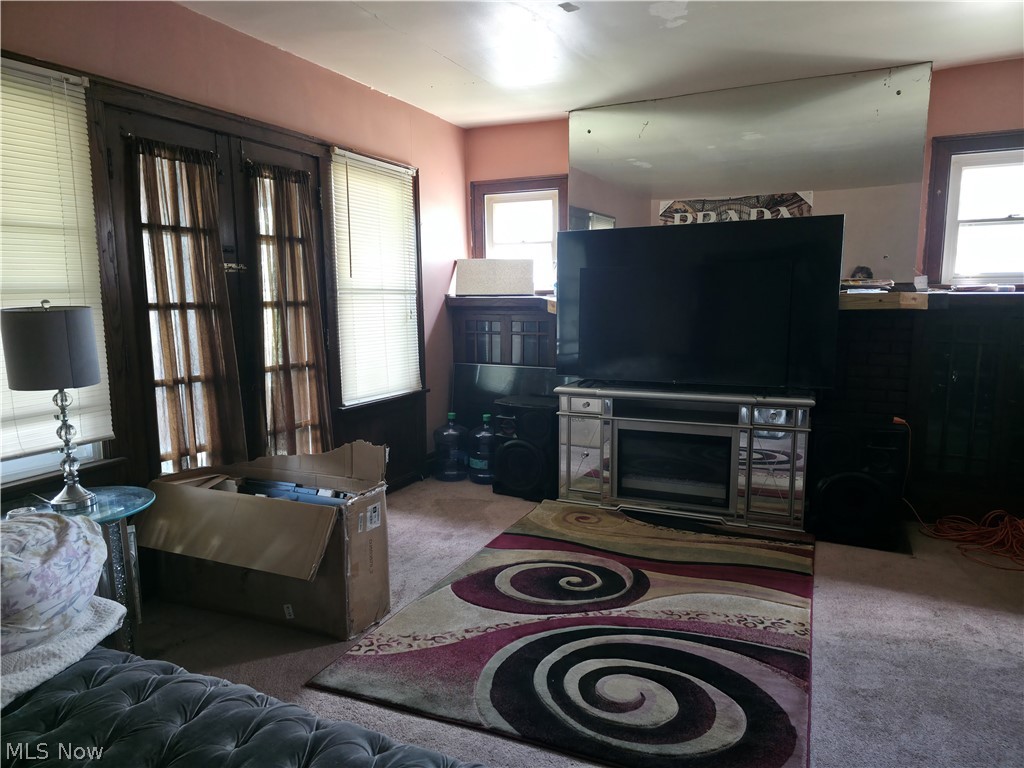 Hall Park - Residential Income