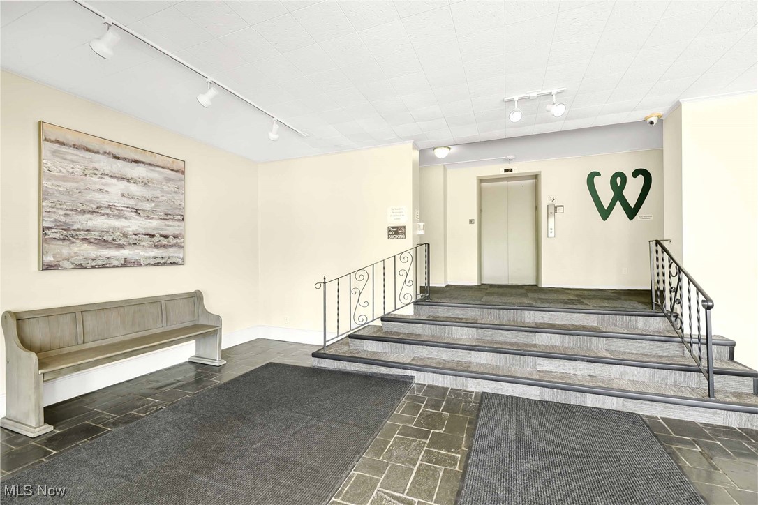 Waverly House Condo - Residential