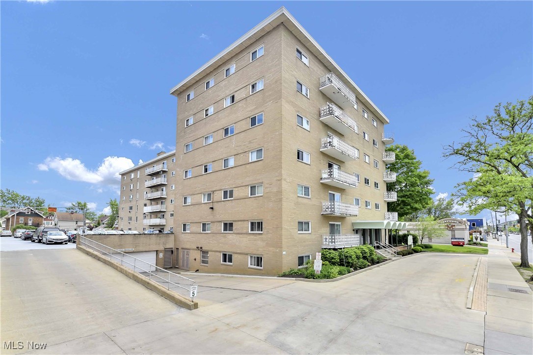 Waverly House Condo - Residential