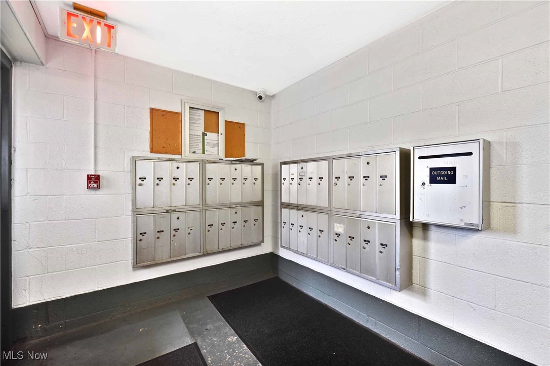 Waverly House Condo - Residential