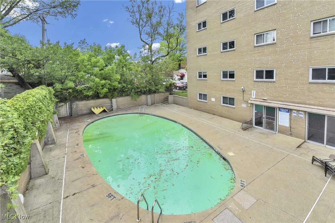 Waverly House Condo - Residential