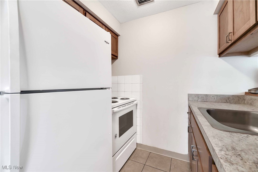 Waverly House Condo - Residential