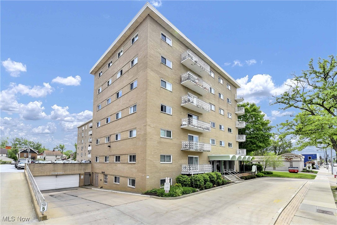 Waverly House Condo - Residential